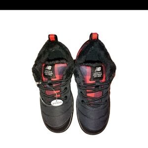 New Balance MCC V1 Bungee Buffalo Print Black Red Shoes - Kids Size 1 Wide - New